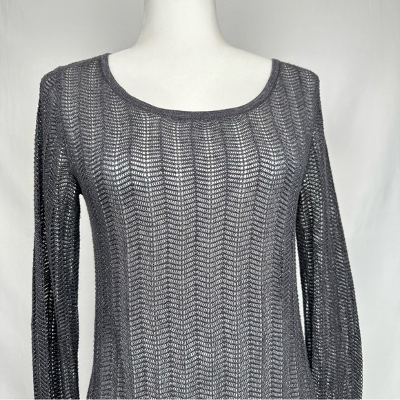 Original Frenchi Gray Metallic Knit High/Low Chevron Pattern Sweater Size S NWOT - Picture 2 of 8